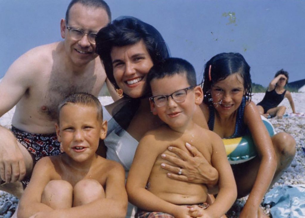 Warren Buffett and his wife and children